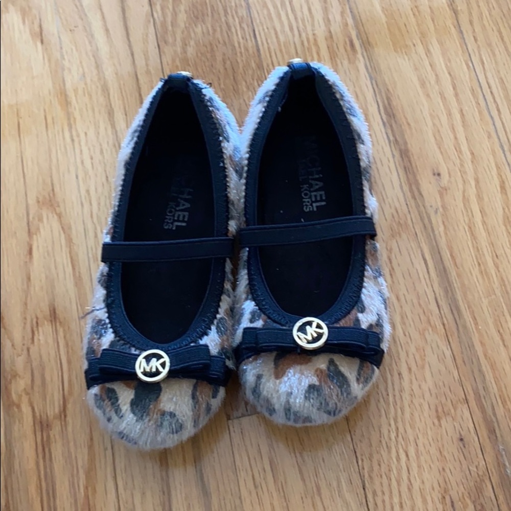 Michael Kors flats size 10